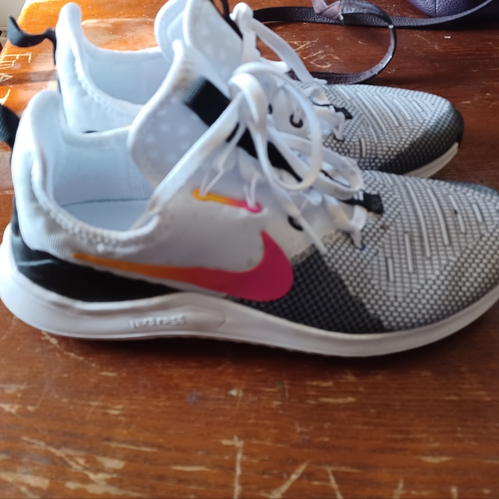 Nike 7.5